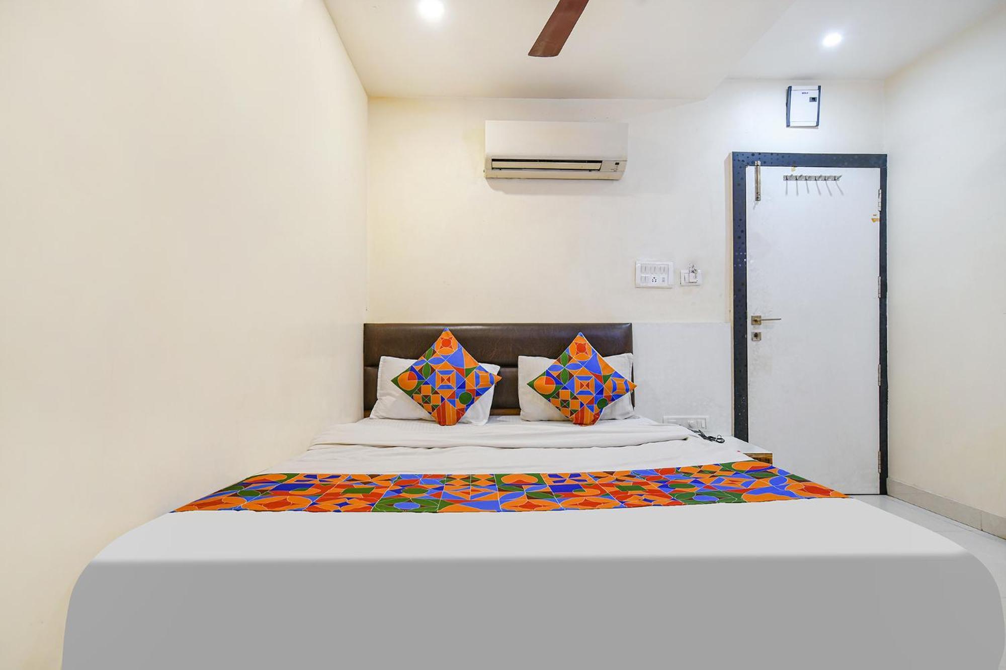 Fabhotel Shivam Palace- Near Mahakal Mandir Ujjain Extérieur photo