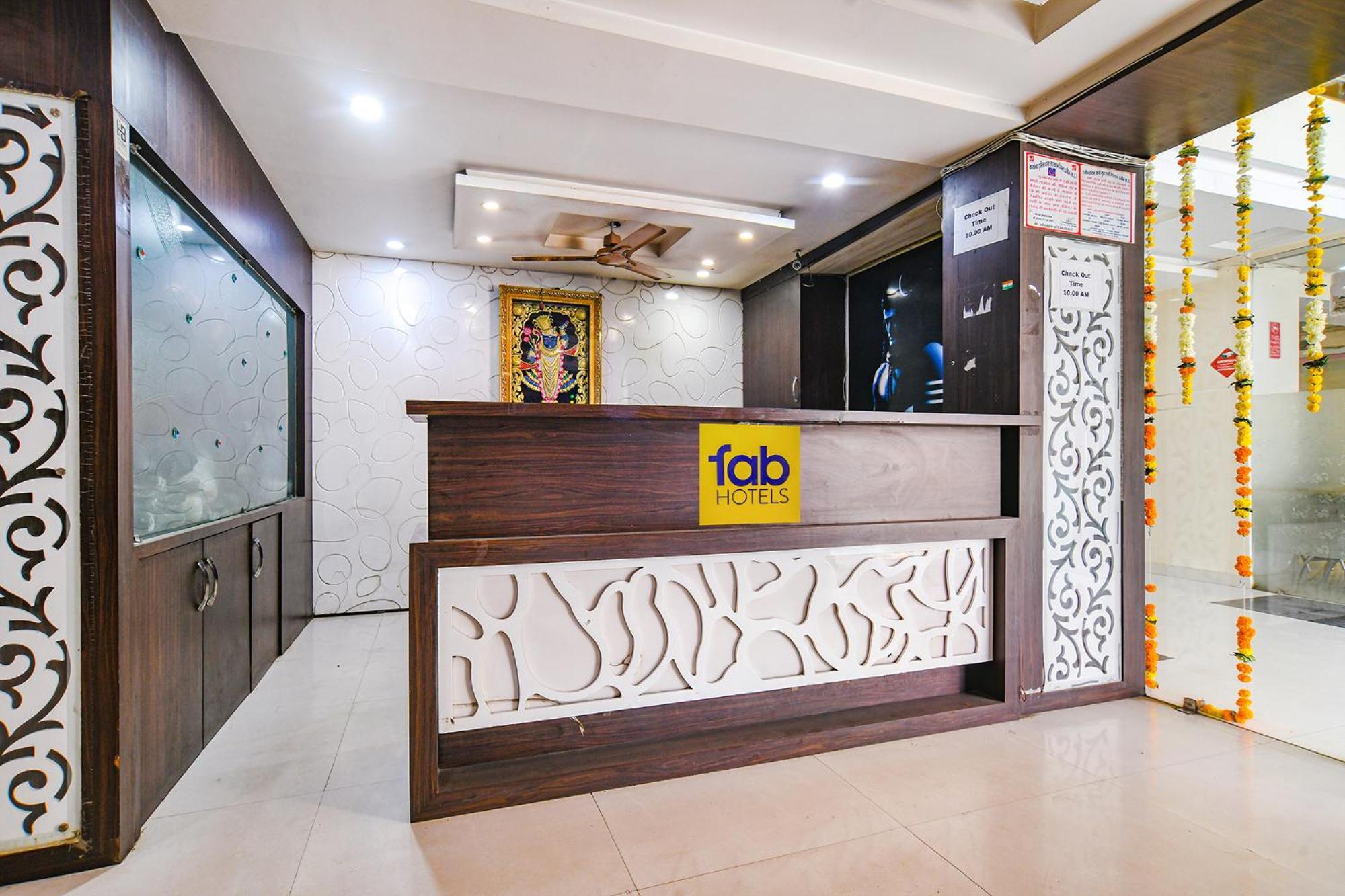 Fabhotel Shivam Palace- Near Mahakal Mandir Ujjain Extérieur photo